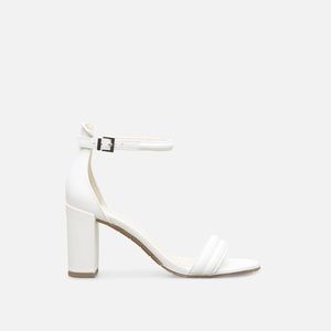 Kenneth Cole Reaction Lolita Sandal Size 7